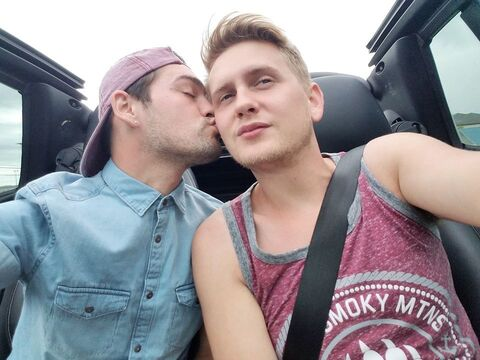 Header of aaronlogan