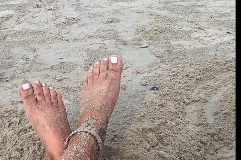 Header of barefoottprincess