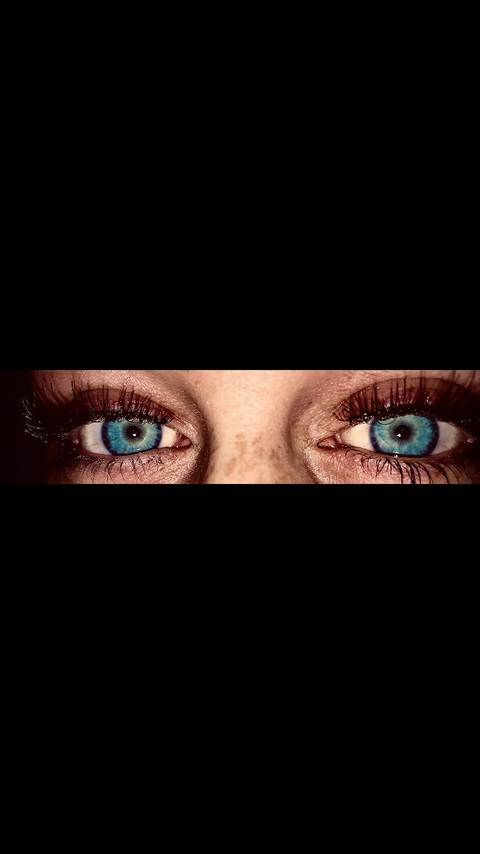 Header of blueeyedbellle