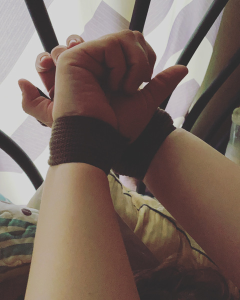 Header of chelzbelllz