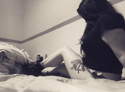 Header of emmykins21