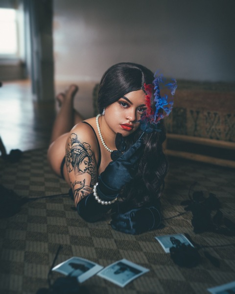 Header of exclusive.elena