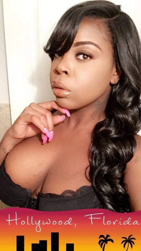 Header of frenchythebaddie