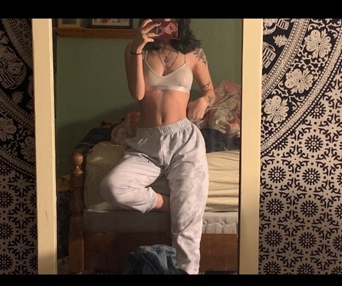 Header of genevievexxh