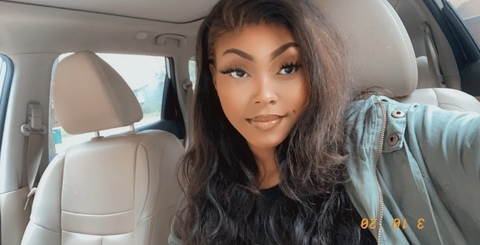 Header of haileybeautee