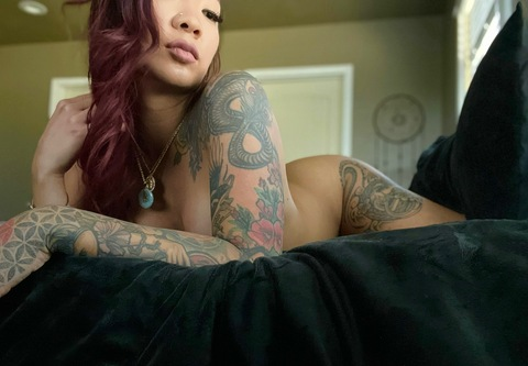 Header of jewel_ee_ahna