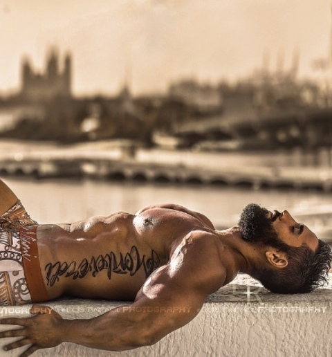 Header of jwiththecakee