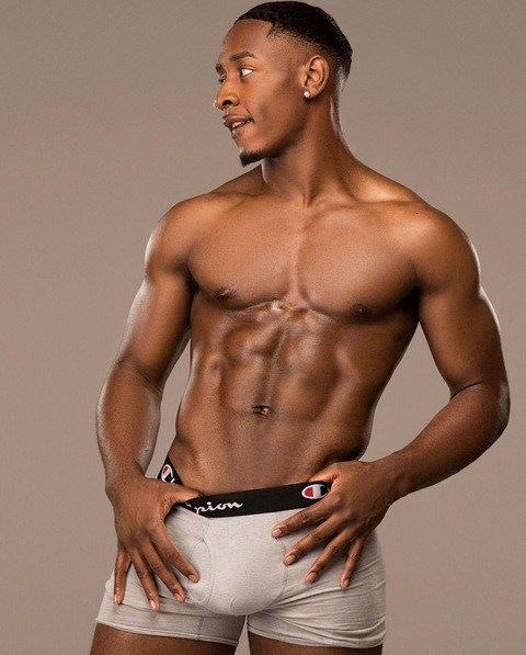 Header of lil_val_val.com