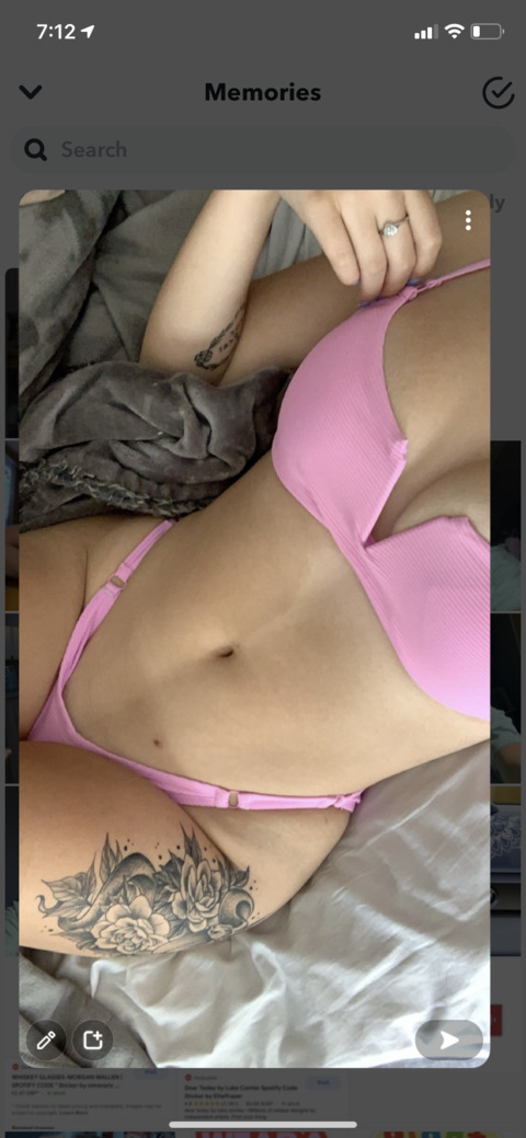 Header of llipstickstxinss