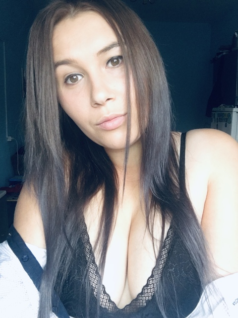 Header of miss_julia