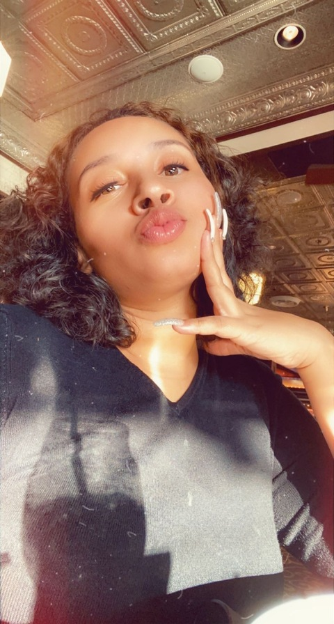 Header of mixeddhoneyy