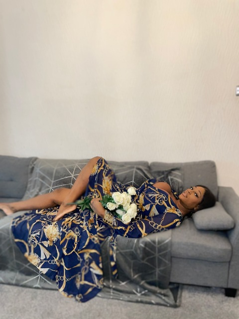 Header of monicapearl