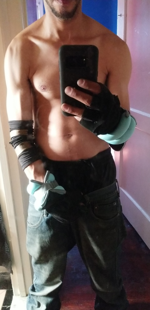 Header of raphyraph347