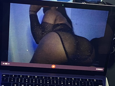 Header of s8tanbabyy