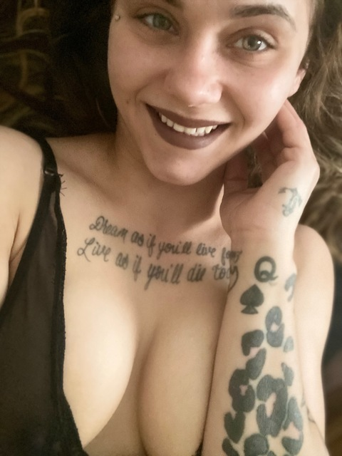 Header of sexy-mariah