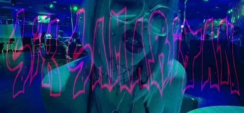 Header of sixnotnaked