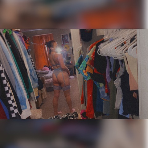 Header of slutttyyyysammiieee