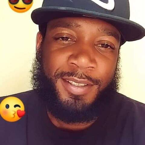 Header of smurkkio_shawn