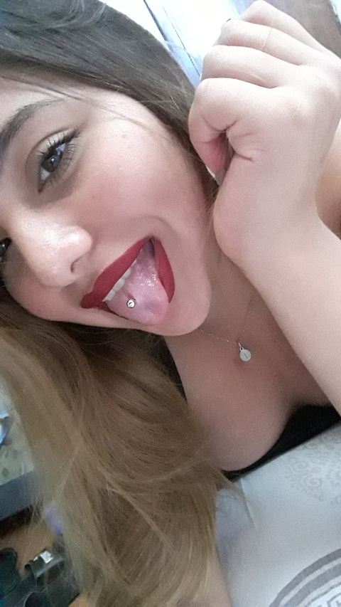 Header of sofiperezxx20