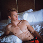 thatblondeboy15 avatar