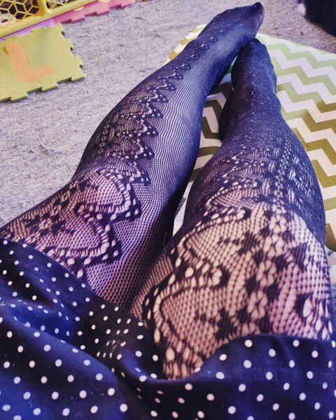 Header of thickqueenrose420