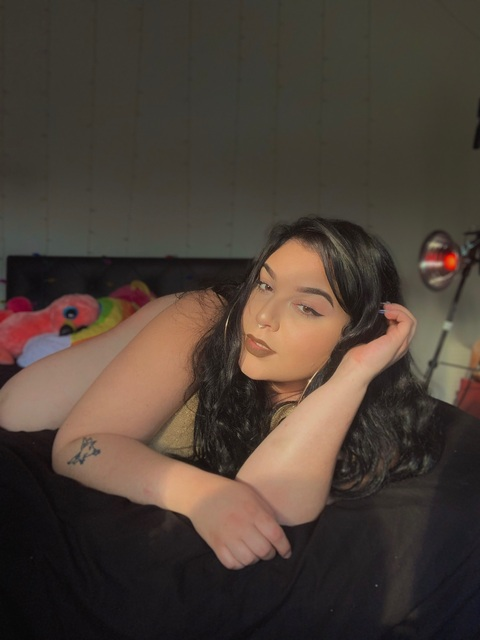 Header of tinatonguering